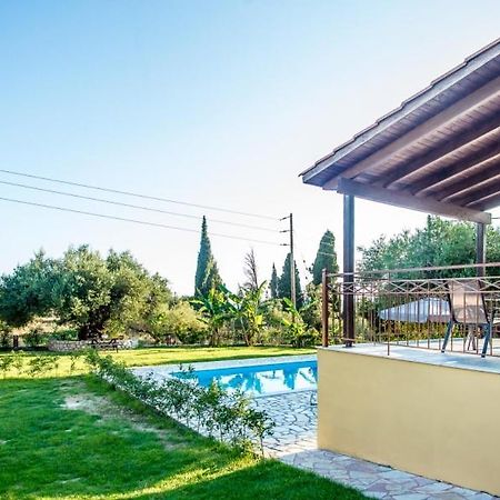 Villa Irida Afrato Экстерьер фото