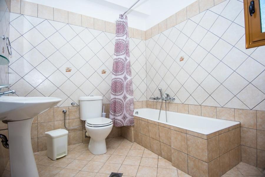 Villa Irida Afrato Экстерьер фото