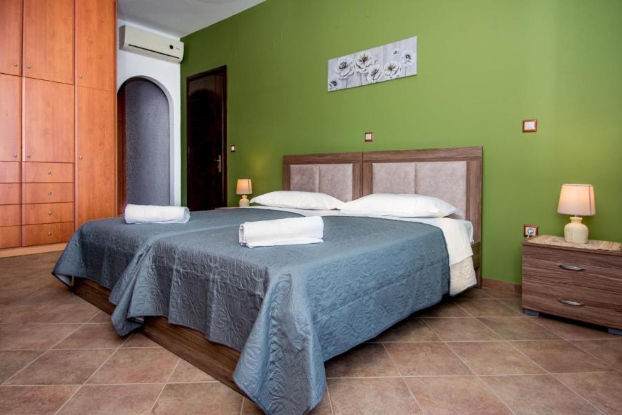 Villa Irida Afrato Экстерьер фото