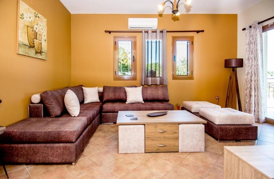 Villa Irida Afrato Экстерьер фото